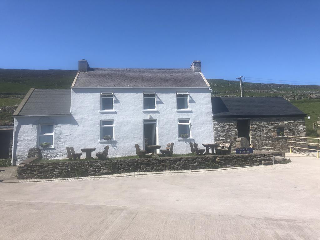 Old Irish farmhouse room 2