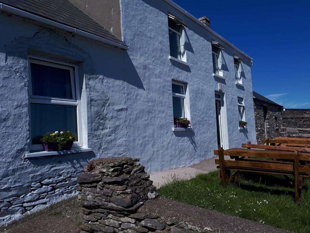 Old Irish farmhouse room 5